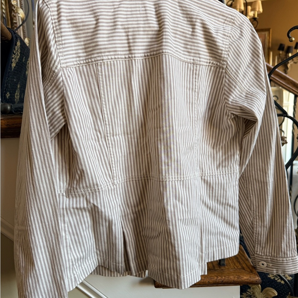 Jjill NWT Cappucbrly lightweight jacket. Size S metal buttons. Pockets. Striped - Picture 8 of 10